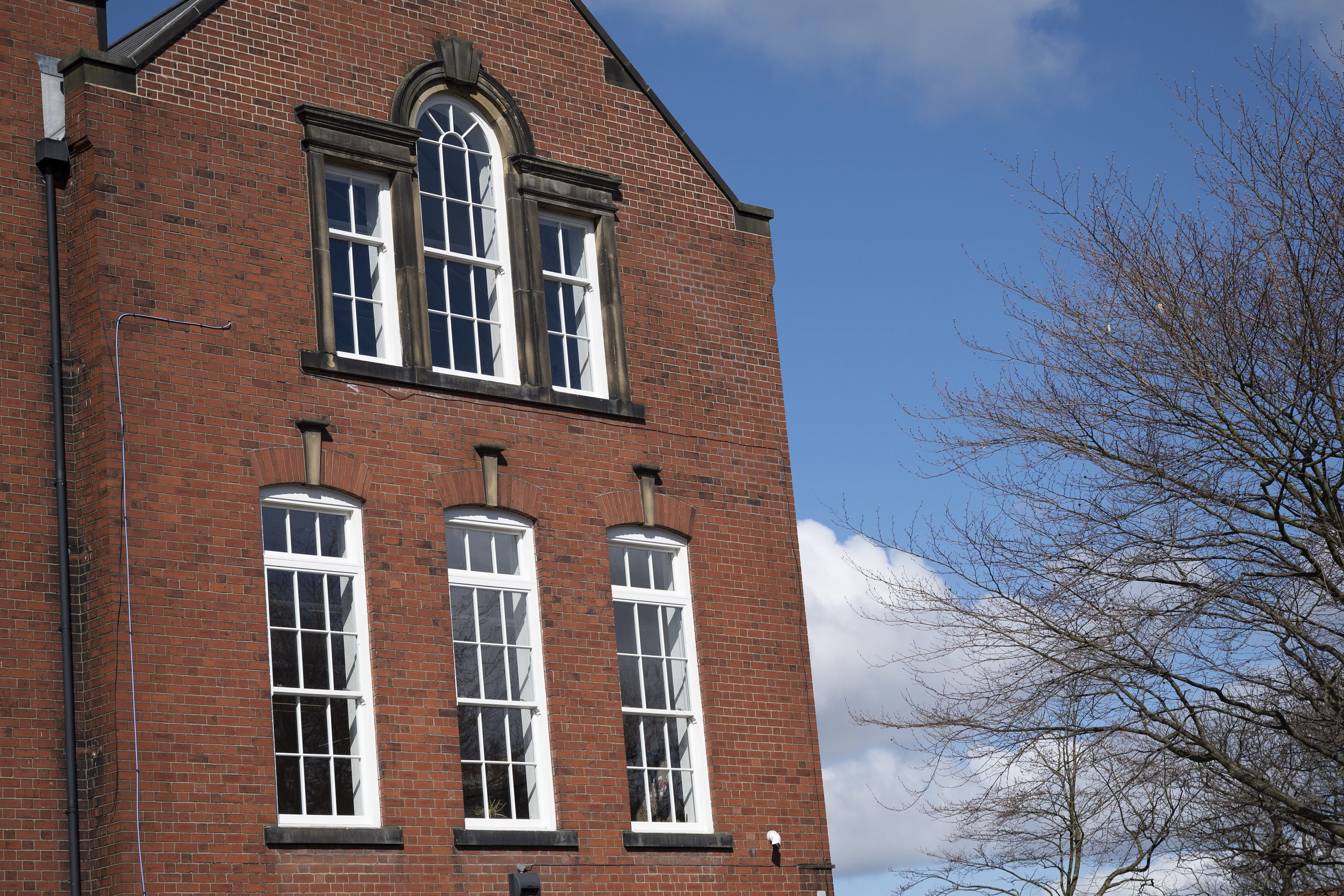 unequal split sash windows UK