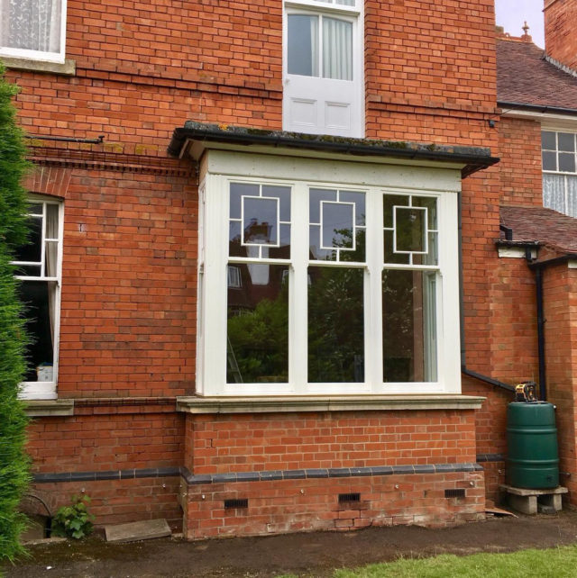 sash windows with bespoke astragal bar