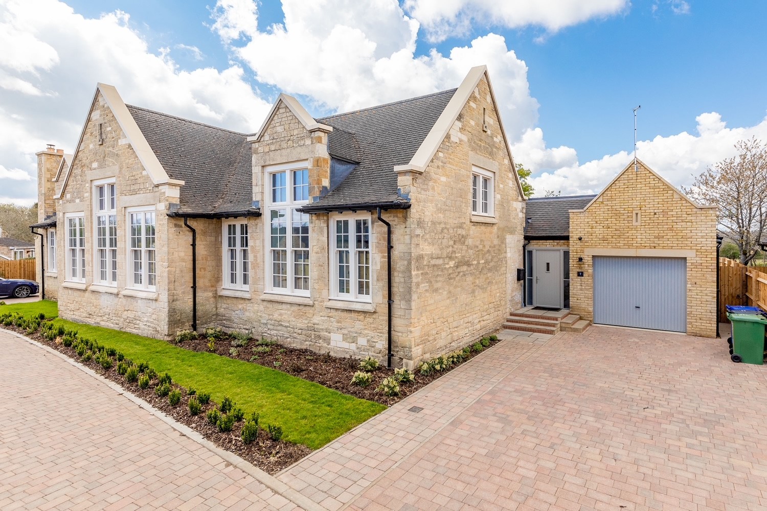 silverstone new windows