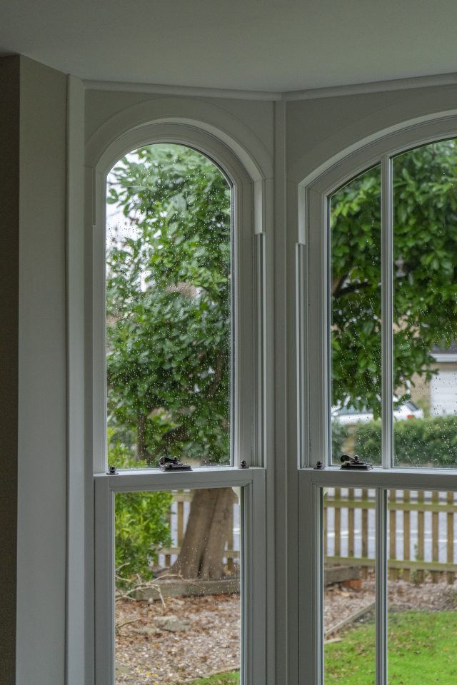 bay sash windows