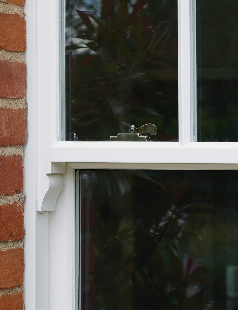 New Emperor Seamless Sash Horn