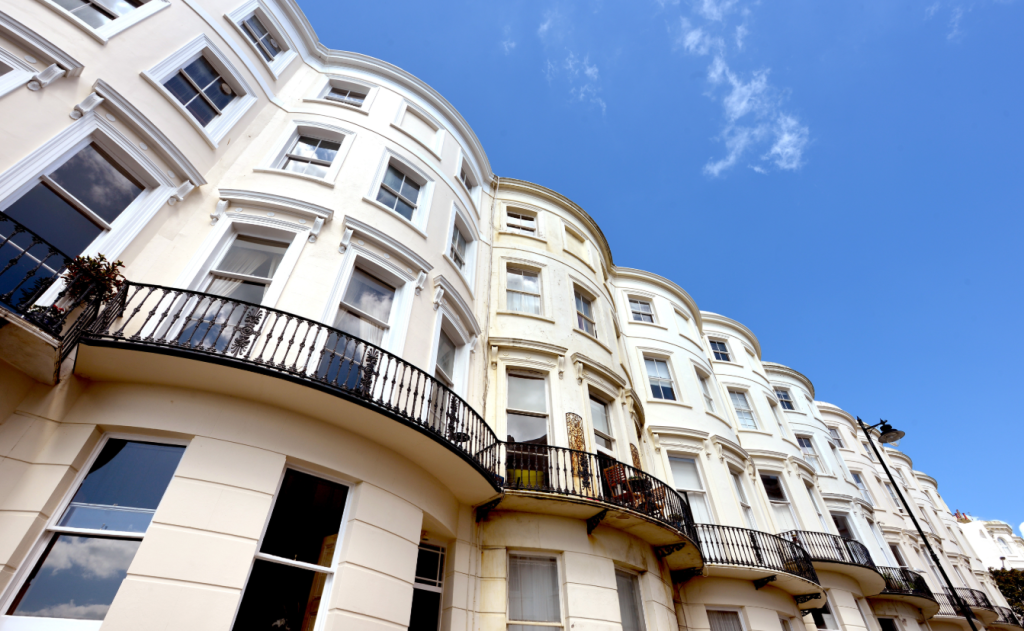 Do Sash Windows Suit Urban Architecture?